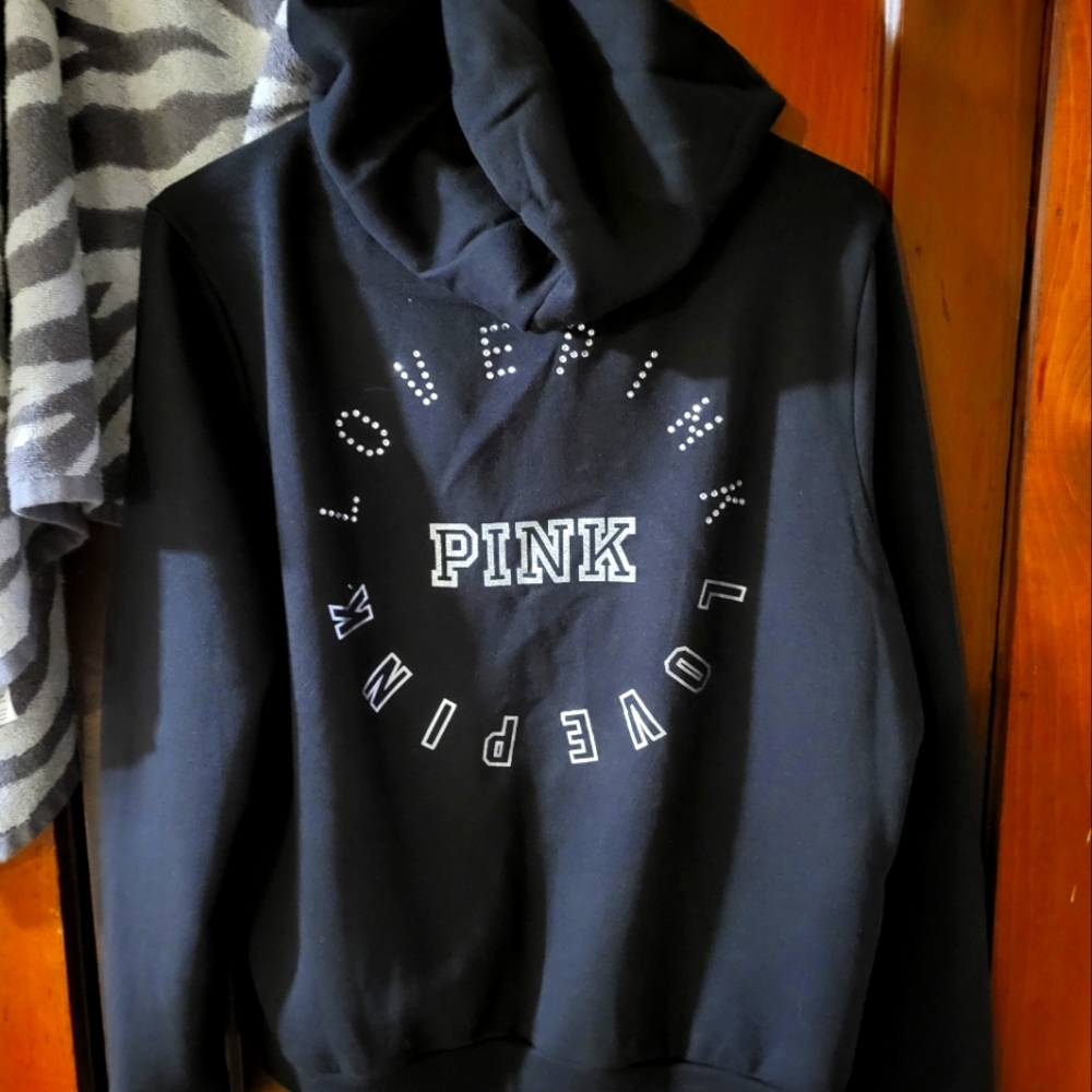 Vs pink bling zip up hoodie, size large. NWT.